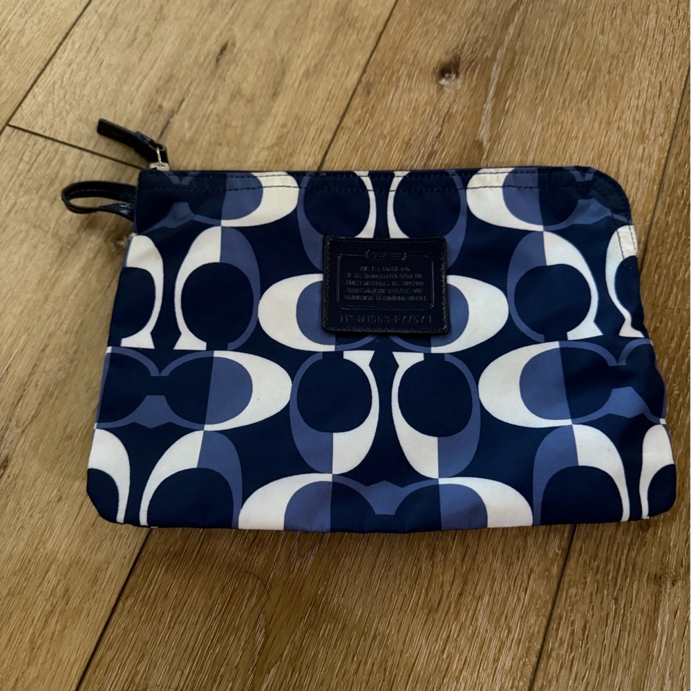 Coach Blue and White Signature Makeup Pouch Y2K - Picture 1 of 3